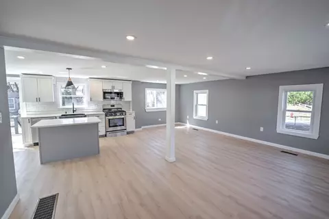 Kitchen - 70 Bow St, Saugus, MA 01906 photo 1 of 9