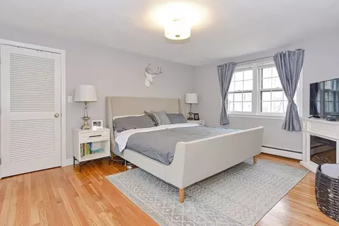Bedroom - 26 Travis Dr, Framingham, MA 01702 photo 1 of 6