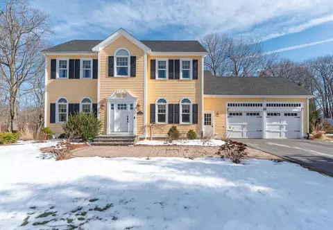 15 Rockwell Dr, Shrewsbury, MA 01545