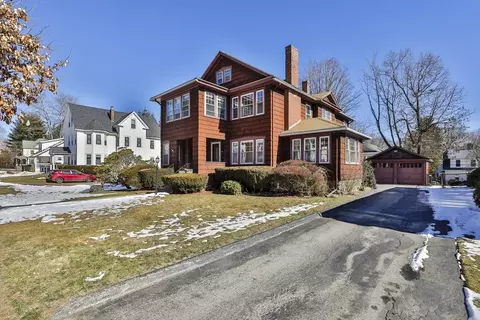 60 Richmond Ave, Worcester, MA 01602
