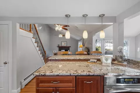 Kitchen - 45 Putnam Rd, Reading, MA 01867 photo 5 of 7