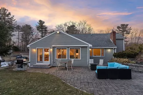 Exterior - 45 Putnam Rd, Reading, MA 01867 photo 4 of 8