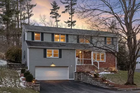 45 Putnam Rd, Reading, MA 01867