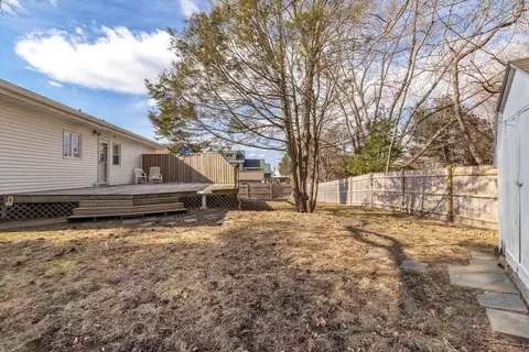 Exterior - 21 Bailey Ave, Beverly, MA 01915 photo 4 of 6