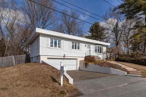 21 Bailey Ave, Beverly, MA 01915