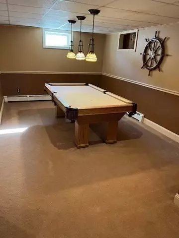 Living - 93 Willow St, Mansfield, MA 02048 photo 3 of 4