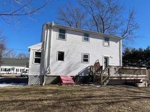 Exterior - 93 Willow St, Mansfield, MA 02048 photo 3 of 10