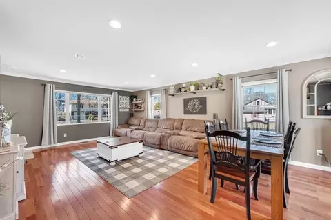 Living - 31 Ruskin St, Chicopee, MA 01020 photo 3 of 3