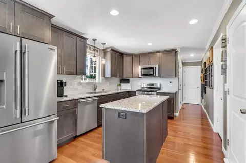 Kitchen - 31 Ruskin St, Chicopee, MA 01020 photo 2 of 6