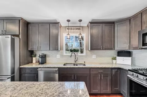 Kitchen - 31 Ruskin St, Chicopee, MA 01020 photo 4 of 6