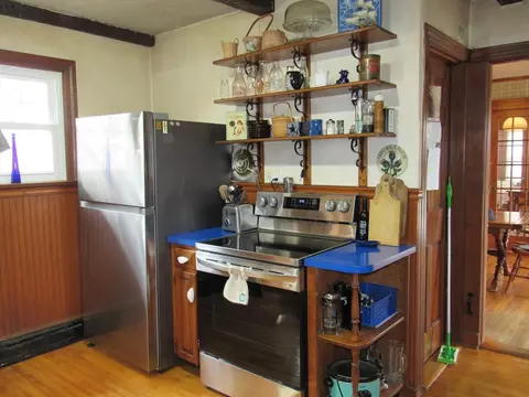 Kitchen - 52 North Ave, Mendon, MA 01756 photo 2 of 2