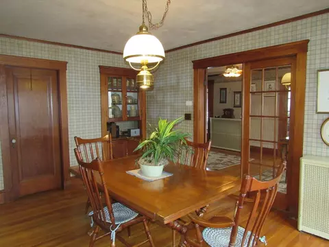 Dining - 52 North Ave, Mendon, MA 01756 photo 4 of 5