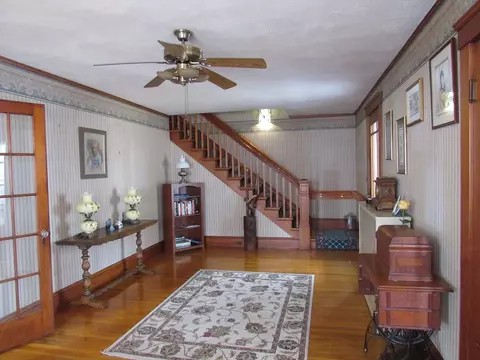 Living - 52 North Ave, Mendon, MA 01756 photo 1 of 1