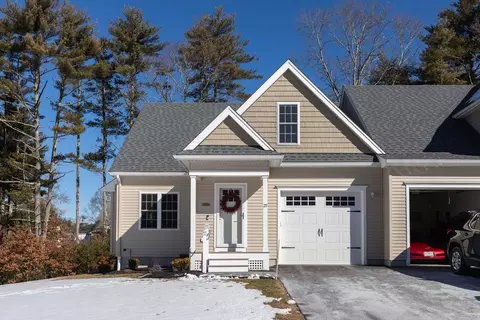 29 Santana Way #29, Carver, MA 02330