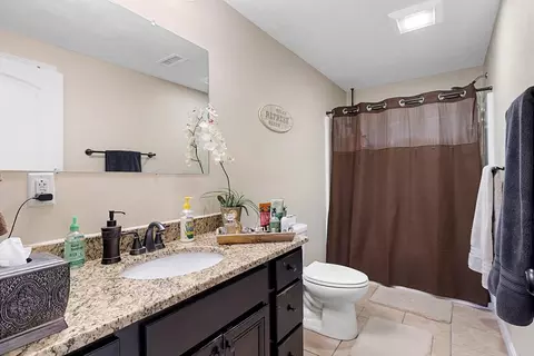 Bath - 1 Dupuis Ave, Worcester, MA 01604 photo 1 of 2