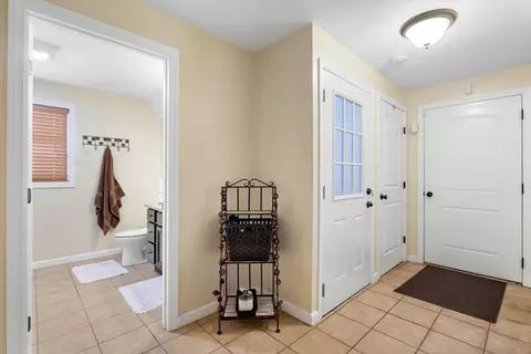 Entry Way - 1 Dupuis Ave, Worcester, MA 01604 photo 1 of 1