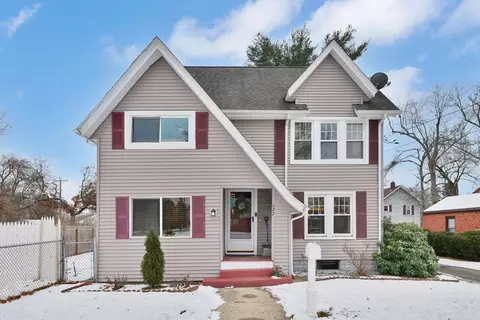 Exterior - 127 Bowles Park, Springfield, MA 01104 photo 2 of 7