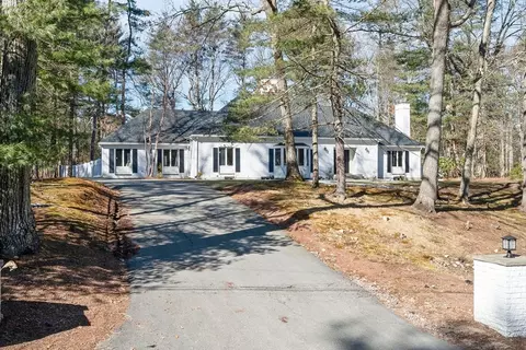 Exterior - 19 Colonial Rd, Dover, MA 02030 photo 6 of 6