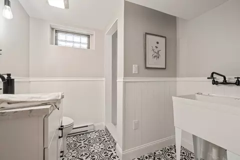 Bath - 19 Colonial Rd, Dover, MA 02030 photo 4 of 4