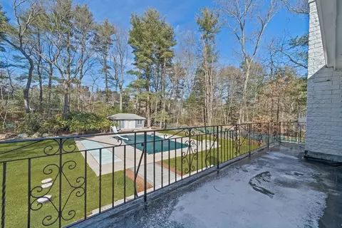 Exterior - 19 Colonial Rd, Dover, MA 02030 photo 3 of 6
