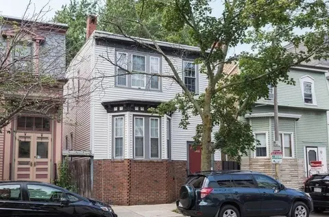 146 Princeton St, Boston, MA 02128