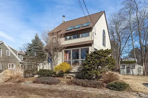 6 Queen, Littleton, MA 01460