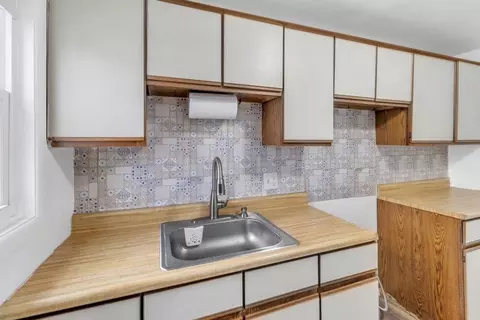 24 Manor Ct #24, Springfield, MA 01118 photo 7