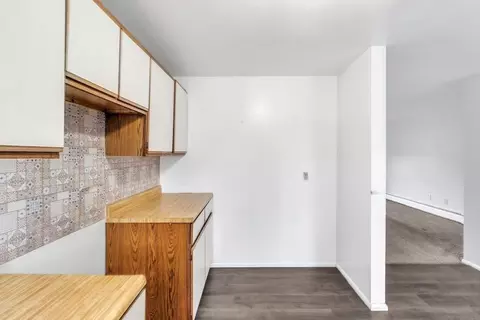 24 Manor Ct #24, Springfield, MA 01118 photo 8