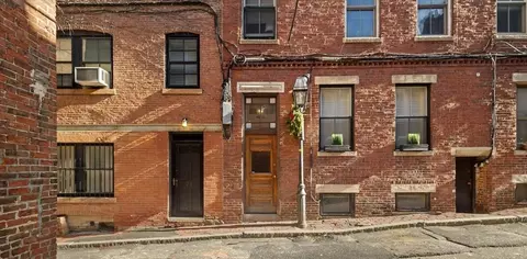 25 Ridgeway Ln #5, Boston, MA 02114