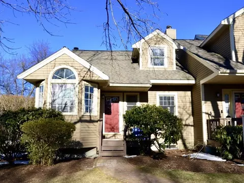 13 Leman Ln #13, Hopkinton, MA 01748