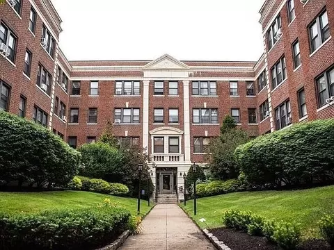 137 Englewood Ave #27, Boston, MA 02135