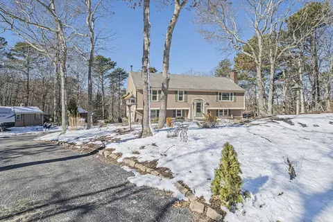 22 Admiral Rickover, Plymouth, MA 02360