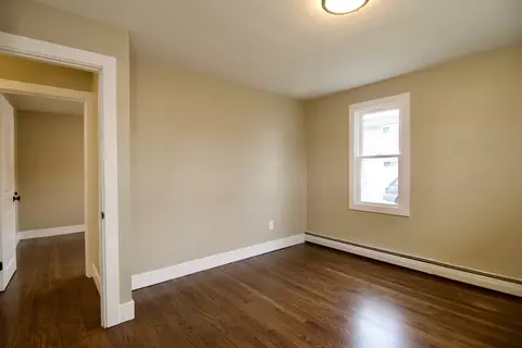 75 Thomas St, Chicopee, MA 01013 photo 34