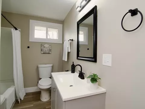 75 Thomas St, Chicopee, MA 01013 photo 30