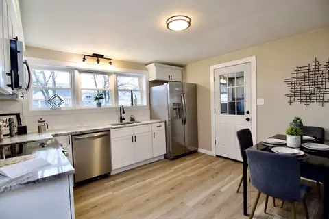 75 Thomas St, Chicopee, MA 01013 photo 15