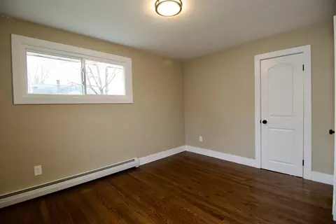 75 Thomas St, Chicopee, MA 01013 photo 32