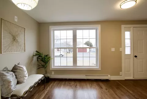 75 Thomas St, Chicopee, MA 01013 photo 12