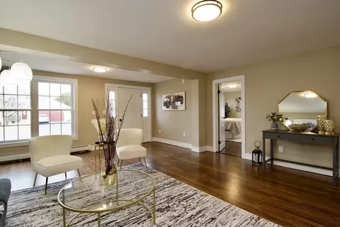 75 Thomas St, Chicopee, MA 01013 photo 13