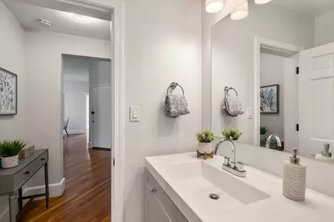 1774 Beacon St #4, Brookline, MA 02445 photo 13