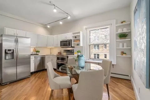 1774 Beacon St #4, Brookline, MA 02445 photo 6