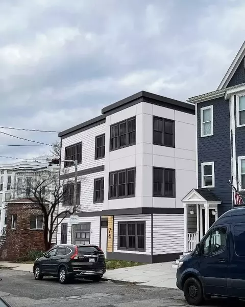 74 Horace St, Boston, MA 02128