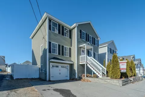 75 Gates St #75, Lowell, MA 01851