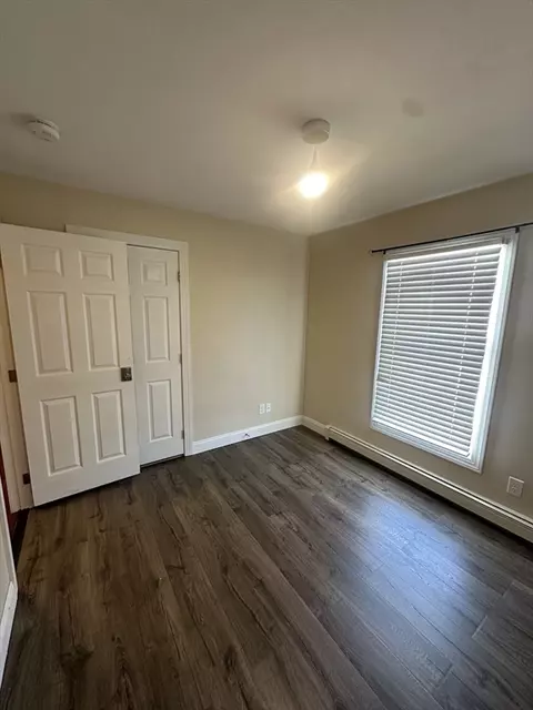 Bedroom - 344 Newton St, Fall River, MA 02721 photo 5 of 5