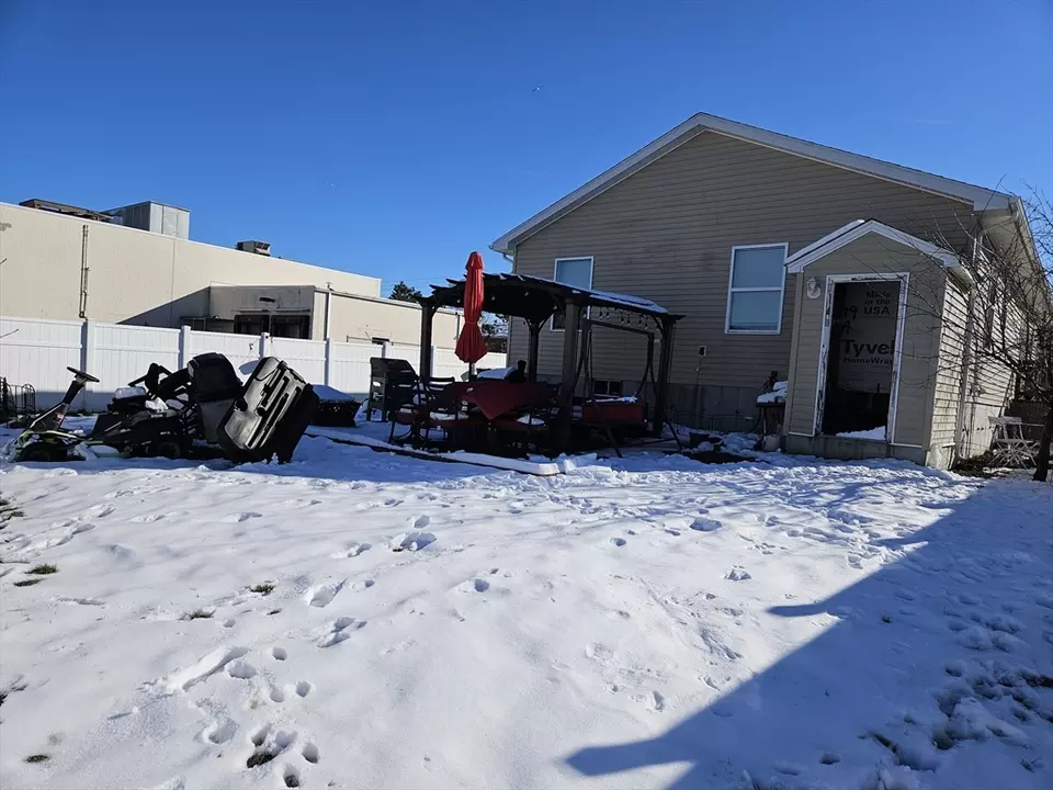 344 Newton St, Fall River, MA 02721 24 Photos Movoto