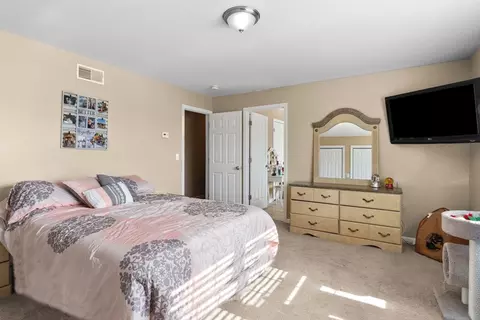 Bedroom - 89 Grinnell, Fall River, MA 02721 photo 1 of 5