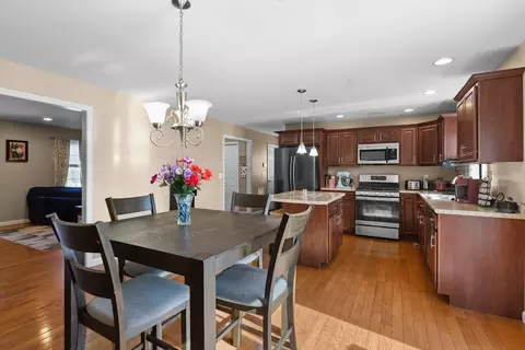 Dining - 89 Grinnell, Fall River, MA 02721 photo 2 of 4