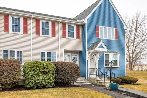 11 Fernwood Dr #G, Leominster, MA 01453