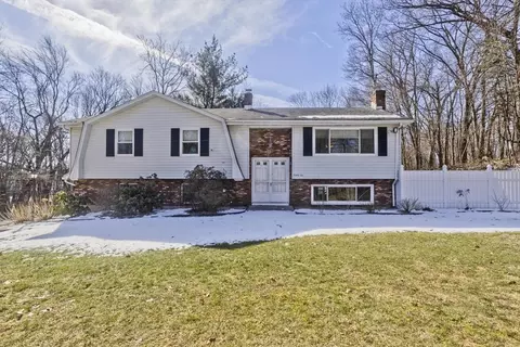 85 Cooper St, Agawam, MA 01001