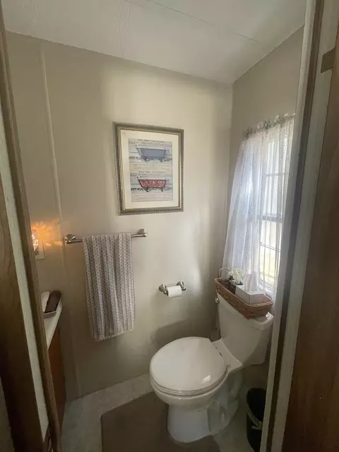 22 Second St, Sturbridge, MA 01566 photo 6