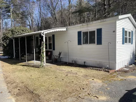 22 Second St, Sturbridge, MA 01566
